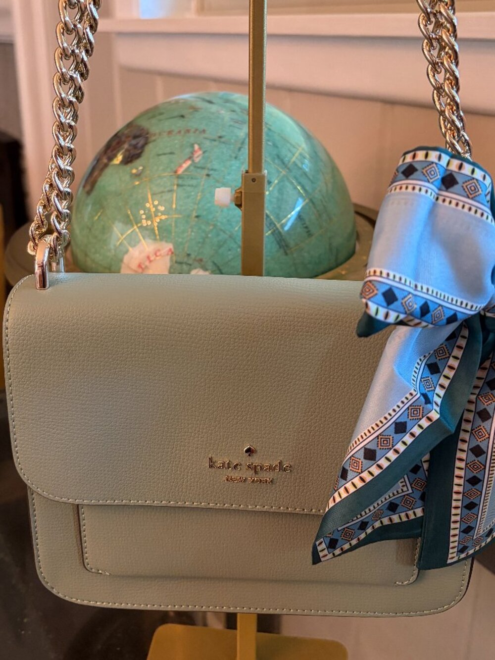 KATE SPADE 'REMI' MINT GREEN LEATHER CROSSBODY WITH GOLD CHAIN NWOT - Picture 3 of 7